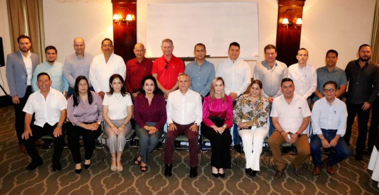 Presenta Vargas gabinete consensuado Morena-Pas