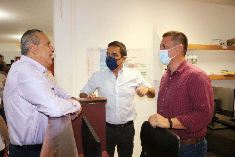 Promete Vargas transición ordenada