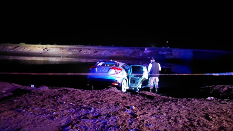 Muere joven al caer a canal en Eldorado