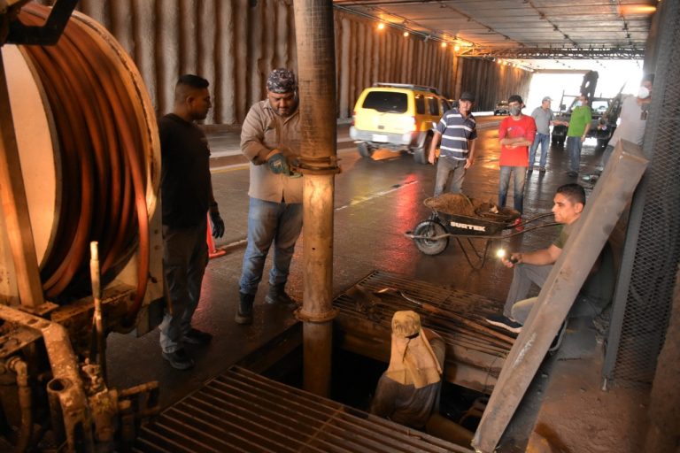 Revisa Culiacán sus 3 pasos deprimidos ante lluvias