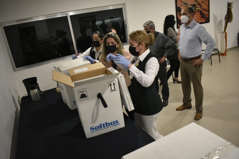 Sinaloa ya tiene las vacunas anti COVID para menores vulnerables