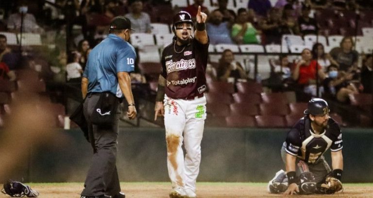 La serie completa es Guinda