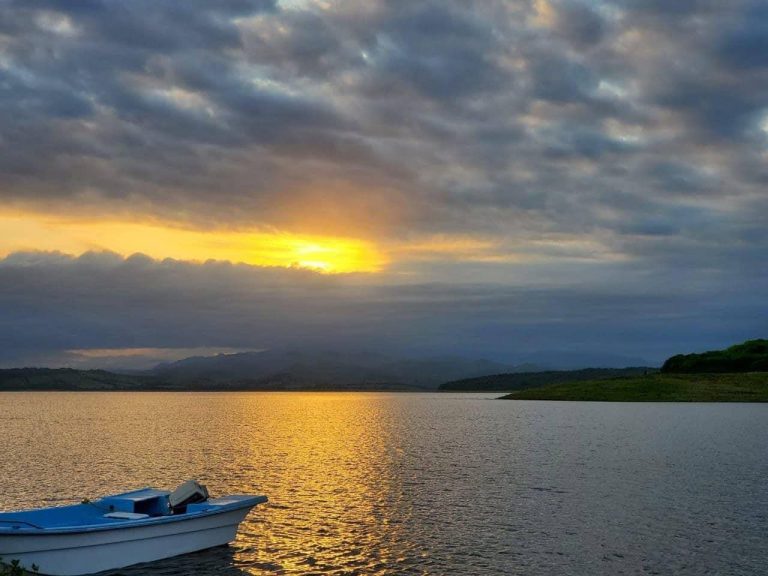 Estiman desfogue rápido de presa Sanalona, ‘a tope’