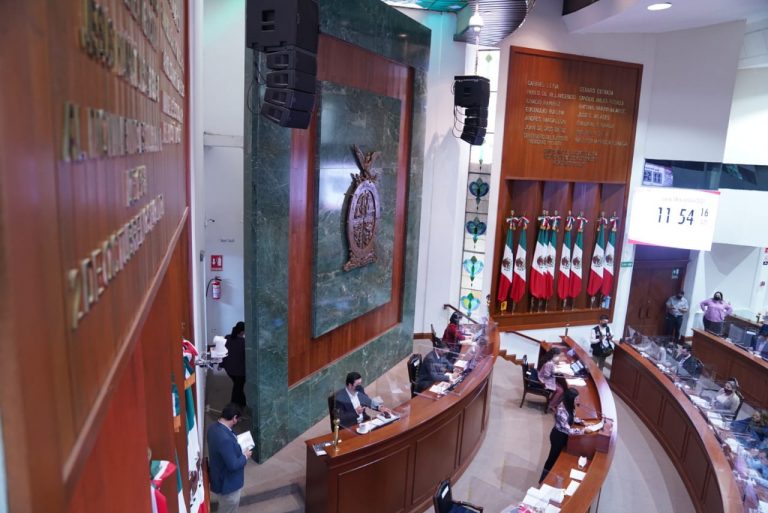 Declaran vacantes 2 magistraturas del STJE