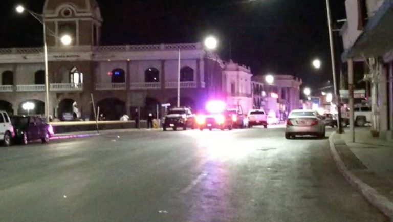 Atacan Palacio Municipal de Guaymas, Sonora