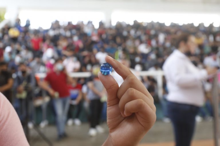 Participan 2,009 jóvenes en sorteo del Servicio Militar en Mazatlán