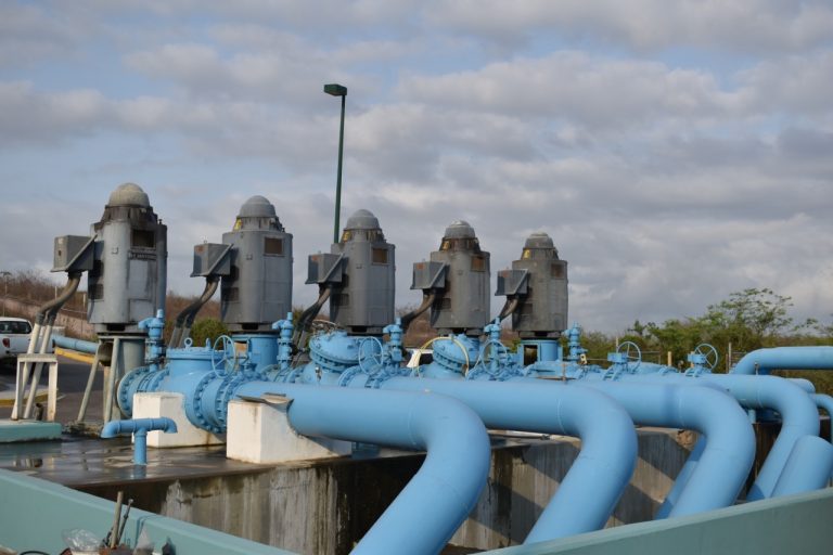 Sin agua 15 colonias de Culiacán por efectos de lluvias