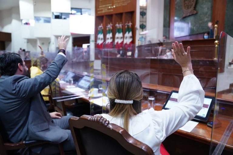 Hay dos mujeres en terna para Fiscal de Sinaloa