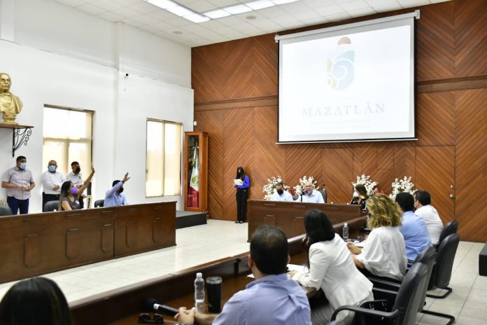 Busca ‘Químico’ destrabar conflicto con regidores