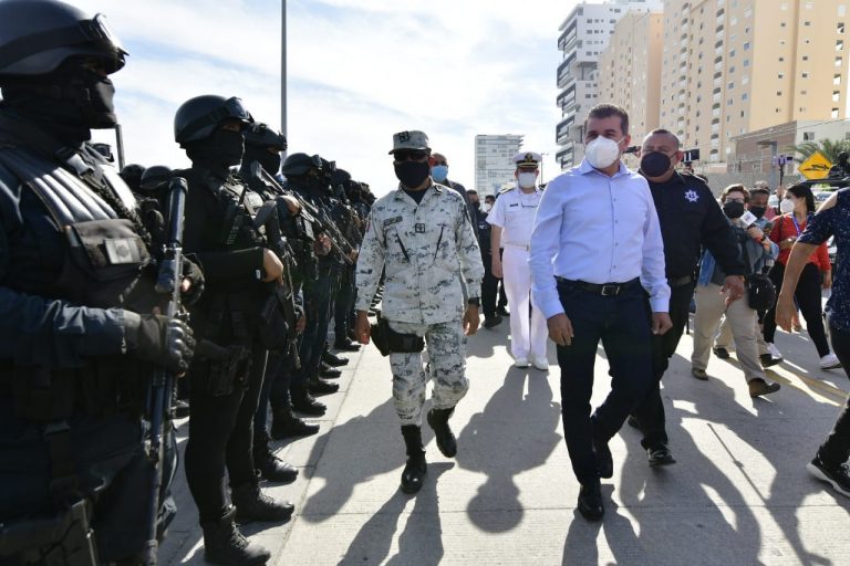 Arranca Mazatlán operativo decembrino