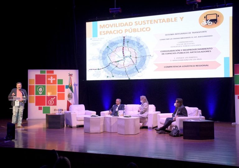 Tiene Culiacán igual cantidad de vehículos que L.A. y Nueva York