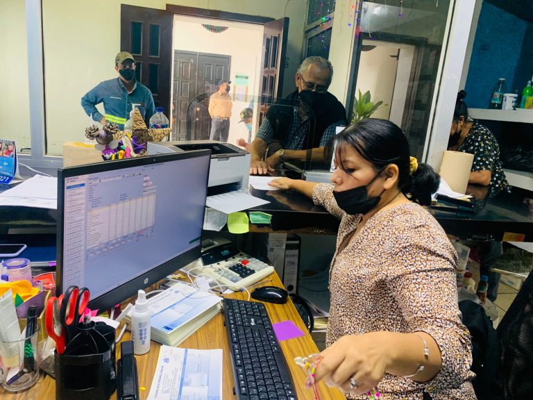 Facilita El Rosario pagos de predial por WhatsApp