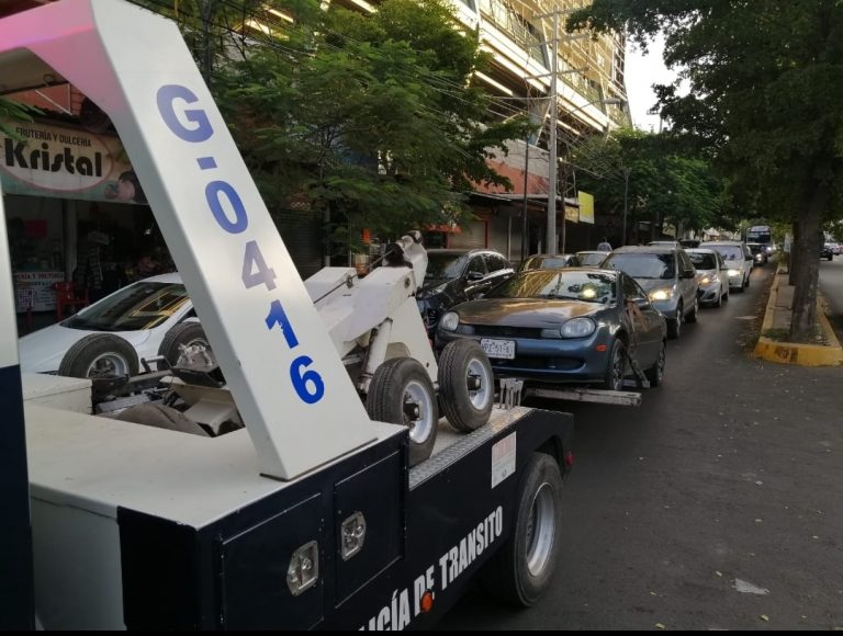 Hacen ‘limpia’ en el Centro por orden en calles y avenidas