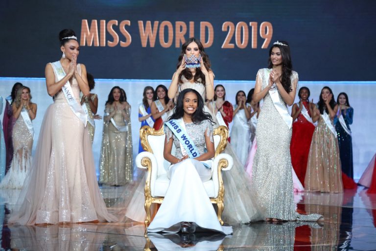 Suspenden Miss Mundo 2021 por brote de COVID-19