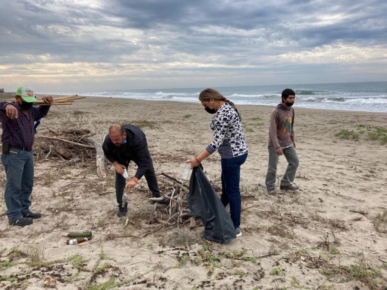 Recolectan 5 toneladas de basura en playas del Caimanero