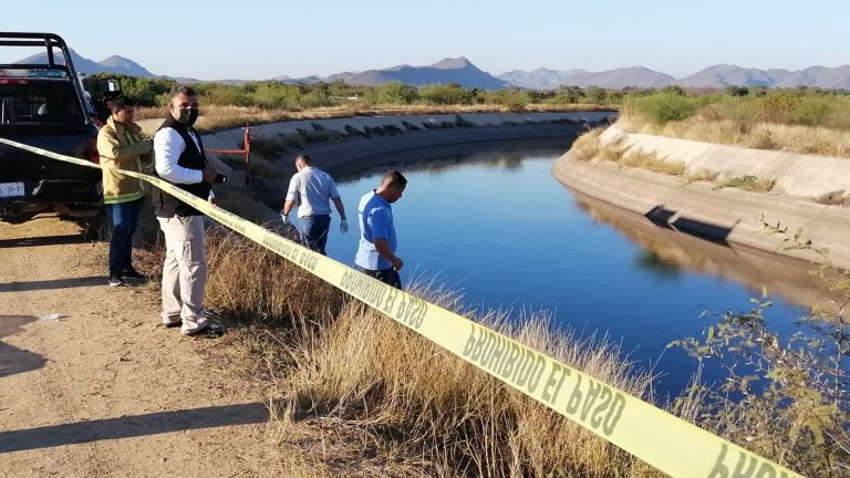 Hallan cadáver flotando en canal Humaya