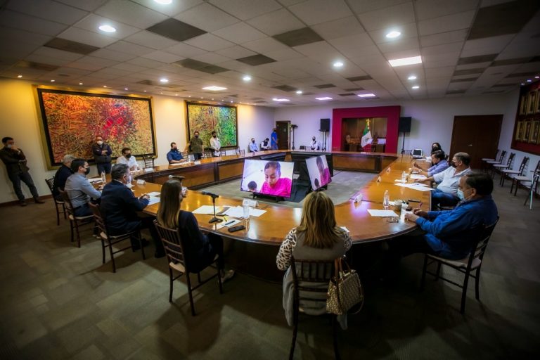 Congrega Estado a dueños de agrícolas por plan integral