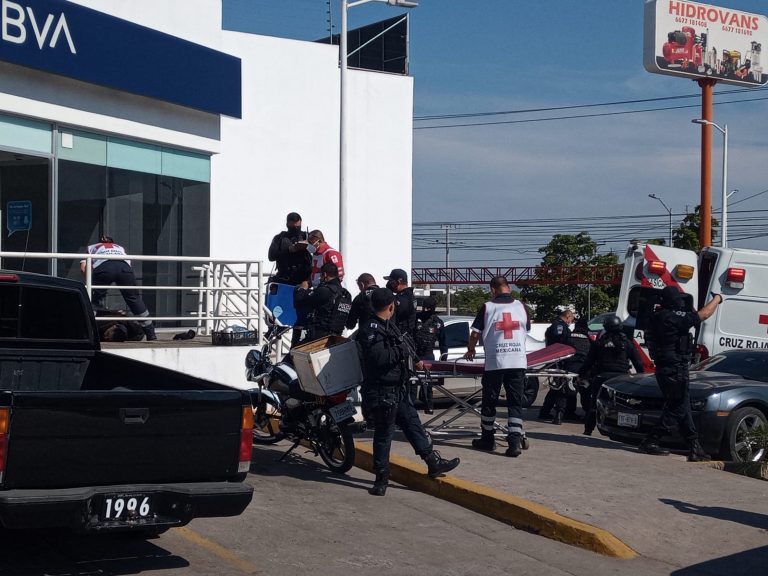 Deja dos heridos frustrado asalto a banco al sur de Culiacán
