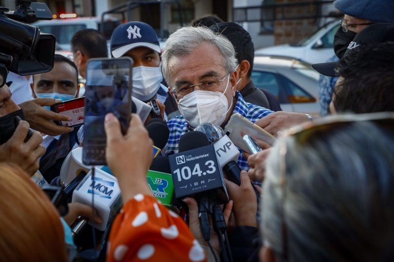 Va Rocha con CFE por subsidio a tarifas