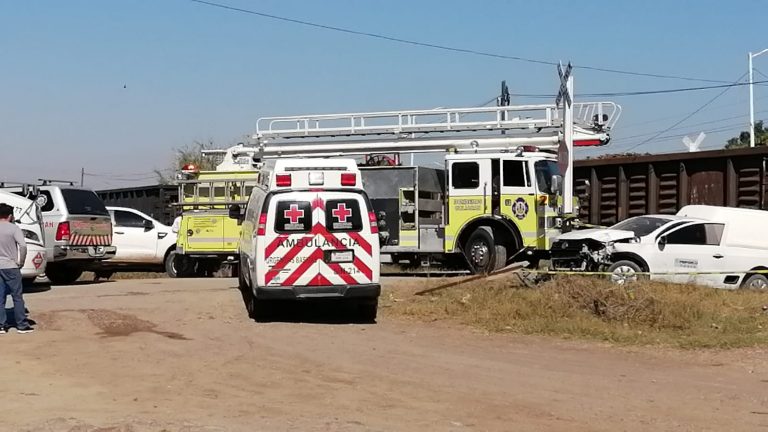 Fallece automovilista al ser arrollado por tren en El Quemadito