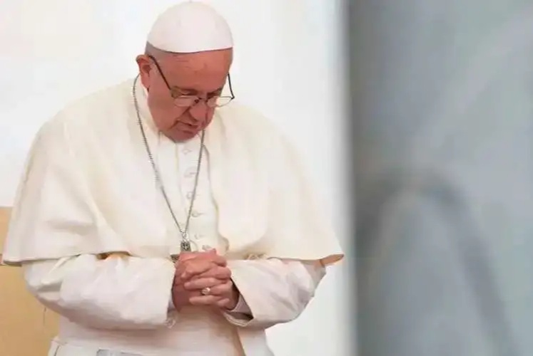 El Papa Francisco pide rezar por Ucrania
