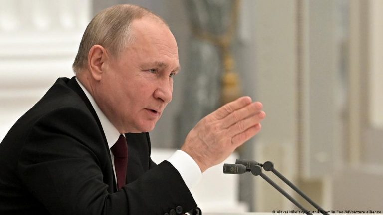 Putin anuncia operación militar en Ucrania