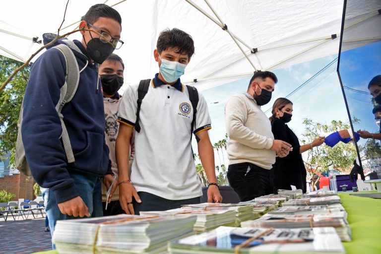 ¿Cuál será tu profesión? Arma Los Mochis muestra educativa a bachilleres