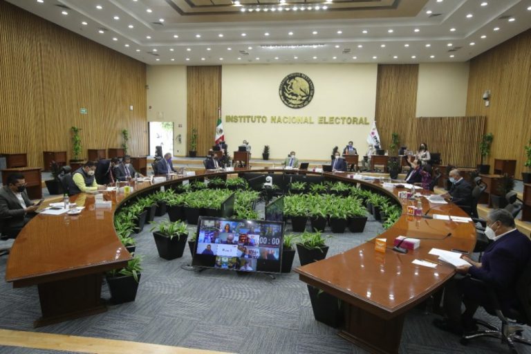 Votarán 92 millones para revocación; se acabaron los rasurados y muertos: INE