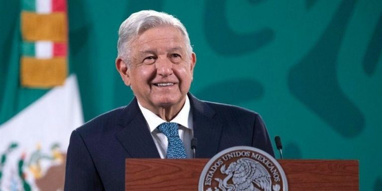 Dan ‘barra libre’ a funcionarios para promover revocación de mandato