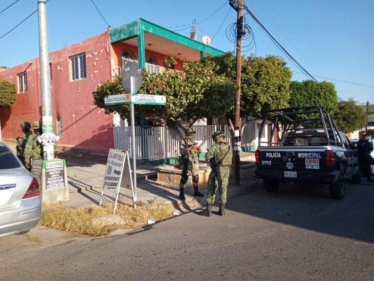 Muere anciano durante incendio en vivienda