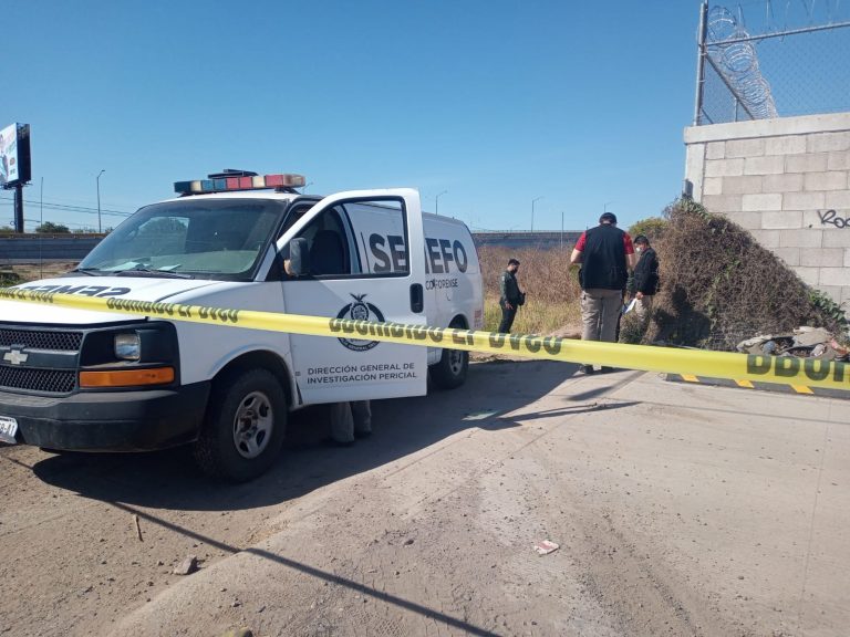 Arrojan cadáver desnudo, encintado y amarrado de pies en ‘La Costerita’