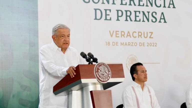 Vetaría AMLO cobros de nómina ‘a lo chino’