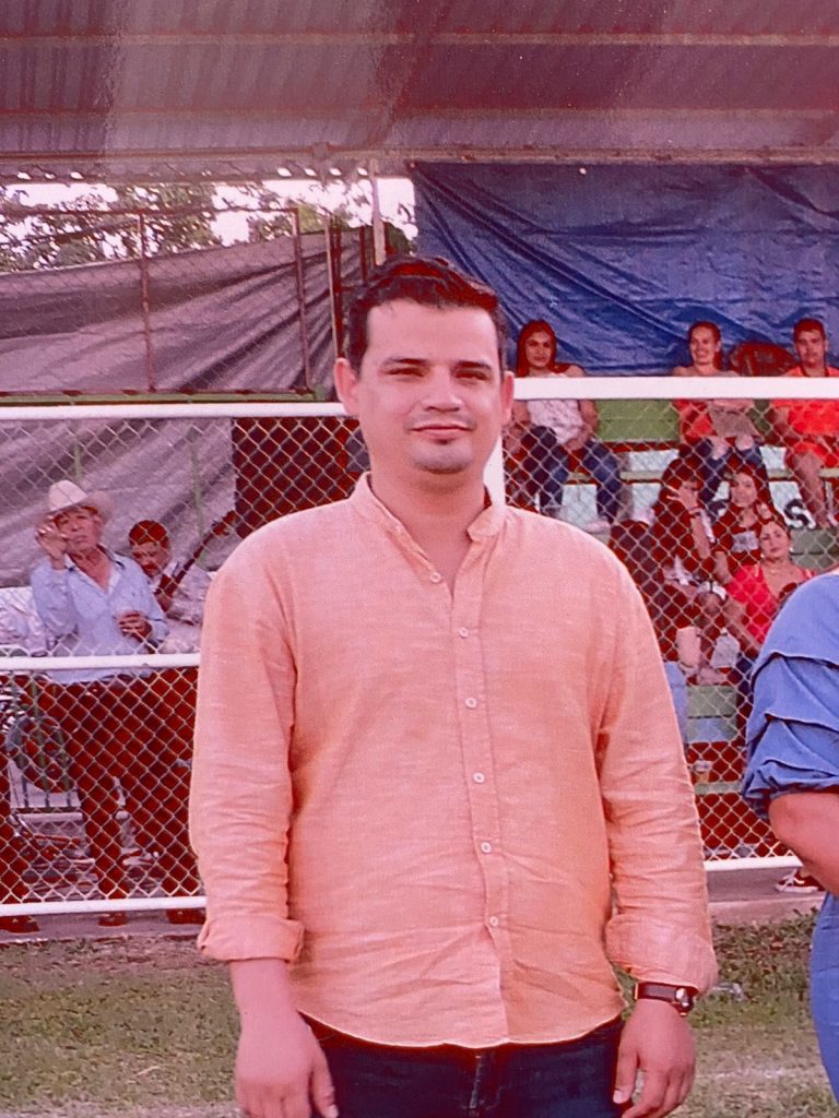 Asesinan al asesor del alcalde de Aguililla