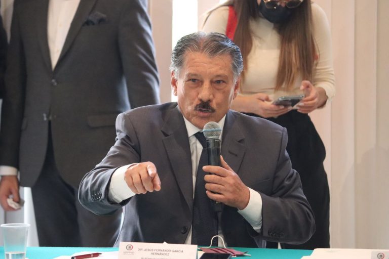 Estamos al acecho de los coyotes, diputado por precio del maíz