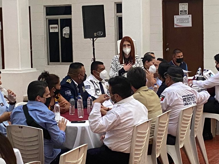 Destacan en foro seguridad laboral para policías de Navolato