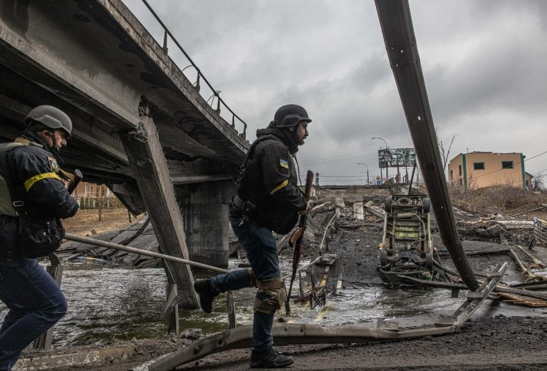 Acuerdan Rusia y Ucrania cese al fuego temporal
