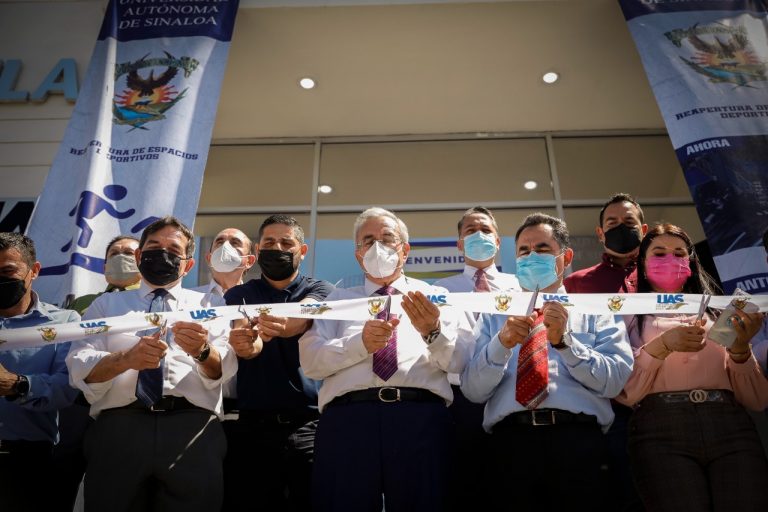 En presencia de Cuén, promete Rocha no lastimar a la UAS