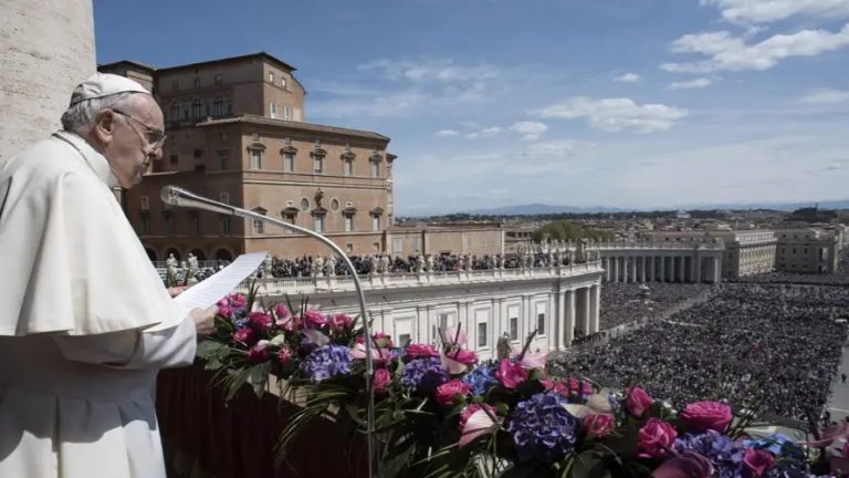 Llama el Papa a la paz en esta ‘Pascua de Guerra’