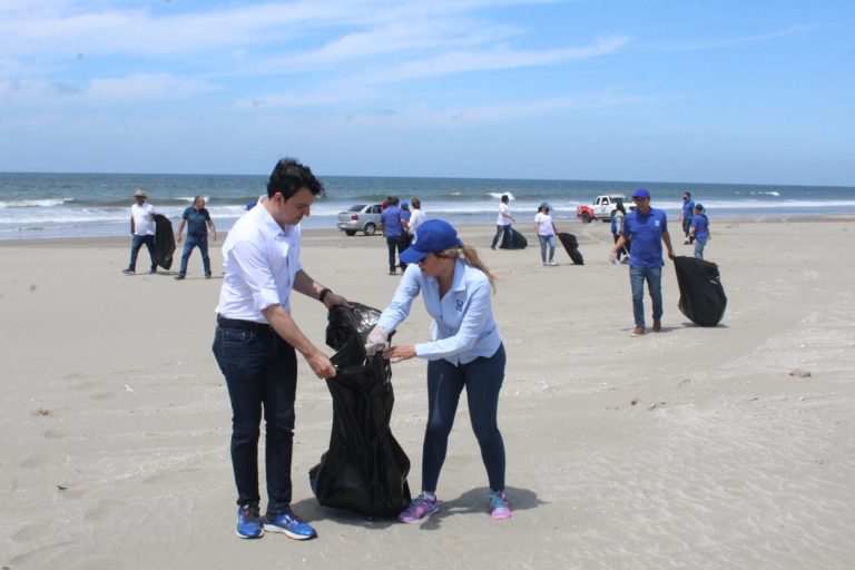 Inicia el PAN jornada estatal comunitaria con limpieza de playas