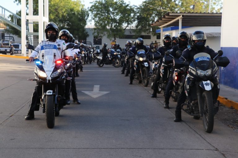 Dan salida a más de mil elementos para seguridad en Culiacán