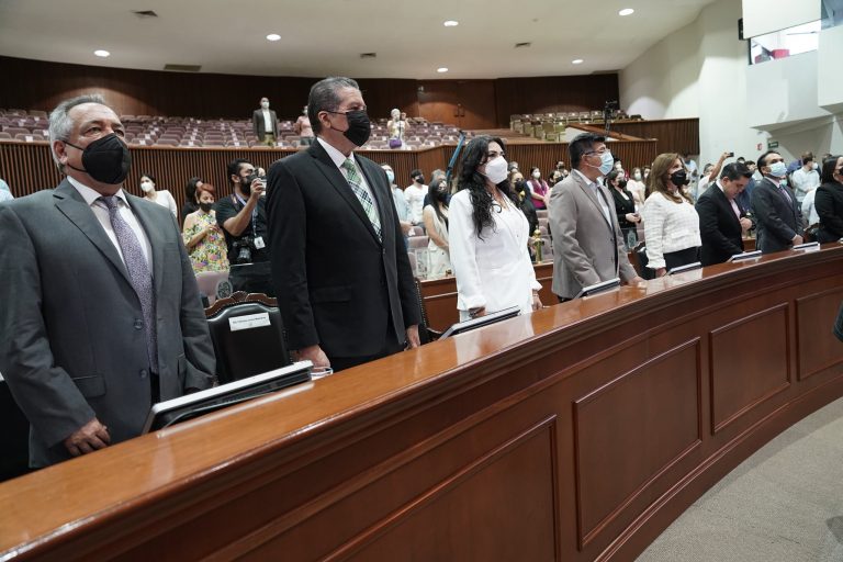 Creación comisión para los 100 años de la Constitución de Sinaloa