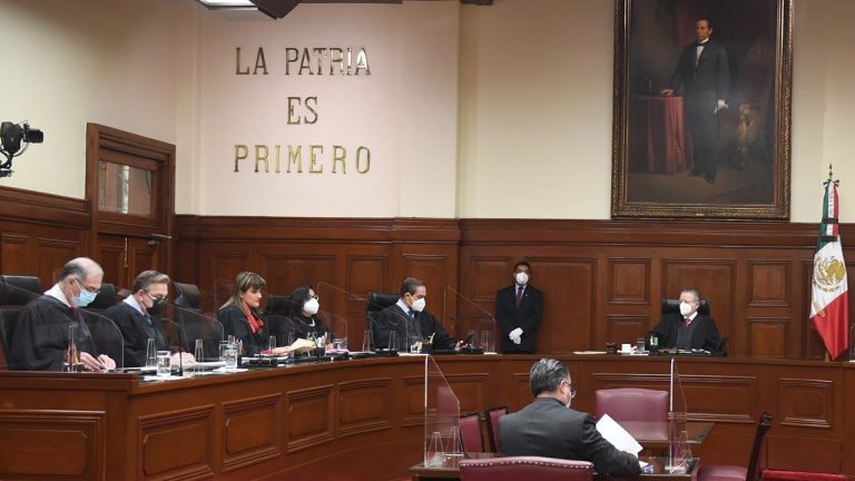 Avala Suprema Corte ley eléctrica de AMLO