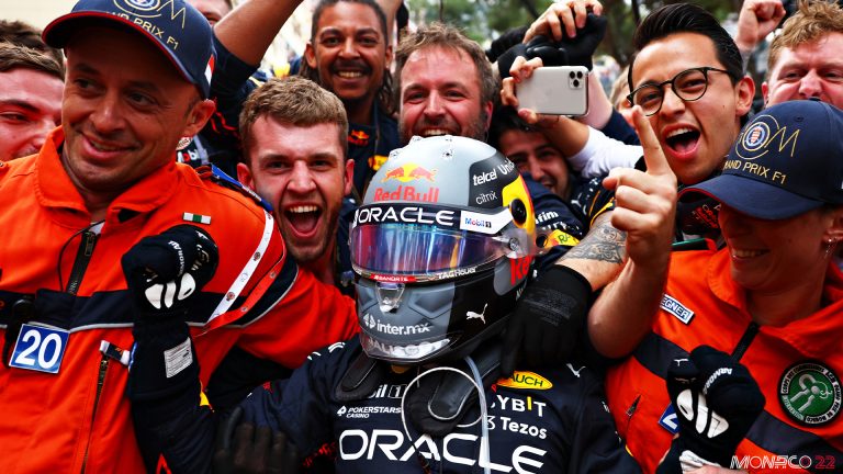 Es un día enorme para mí y mi país: Checo Pérez