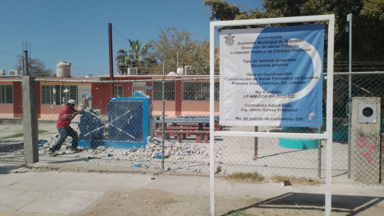 Realiza ‘Químico’ recuento de apoyos a escuelas