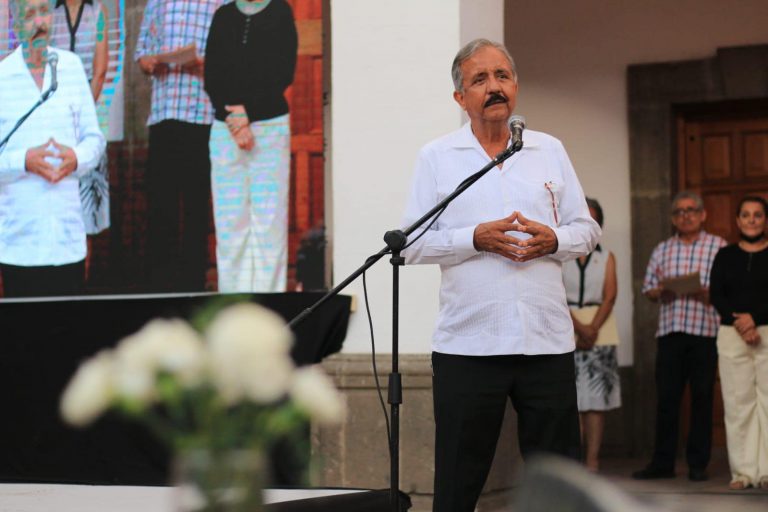 Niegan a Estrada nuevo amparo contra juicio político