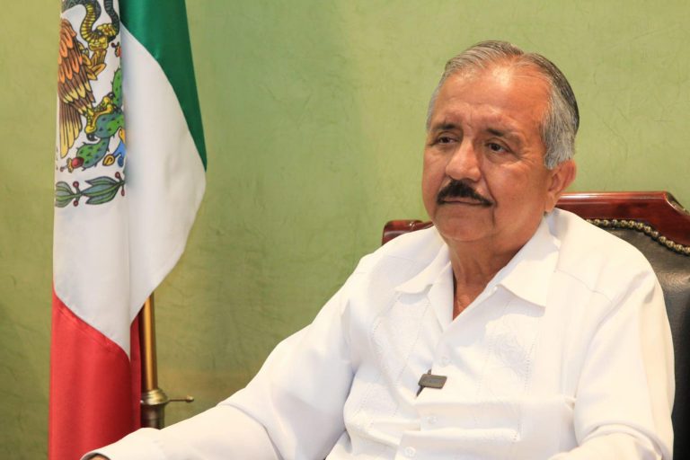 Habla de Estrada de posibles ‘moches’ de Rocha por metrobús