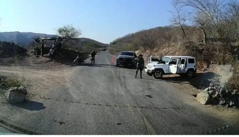 Hay 4 detenidos y aseguradas camionetas tras falso retén: SSP