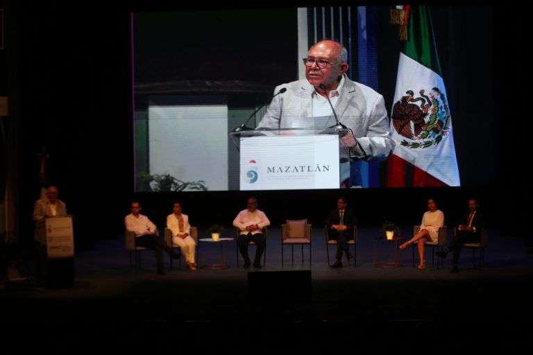 Destaca Mazatlán $2,400 millones en infraestructura