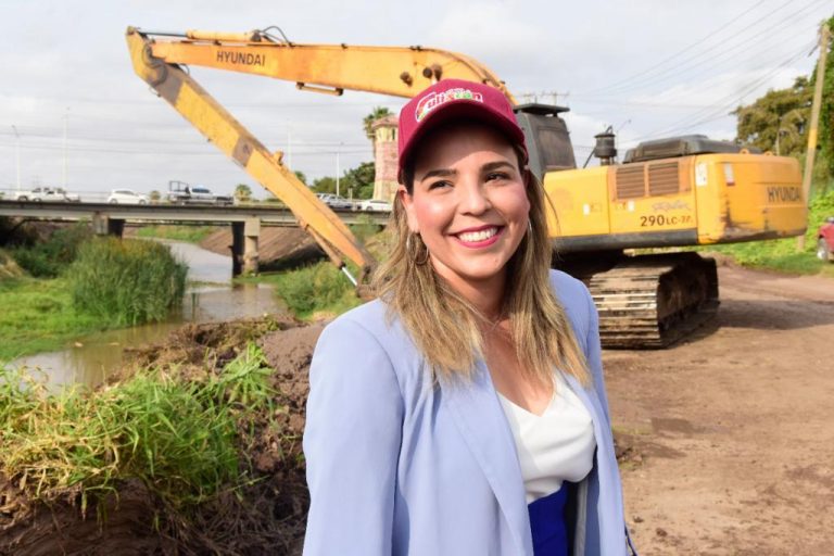 Reclama alcaldesa ‘tianguis completo’ en arroyos, drenes y canales