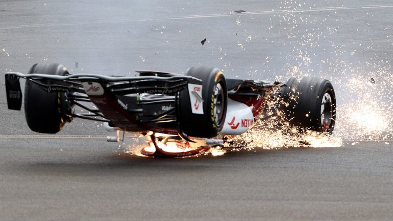 El Halo salva la vida de Guanyu Zhou